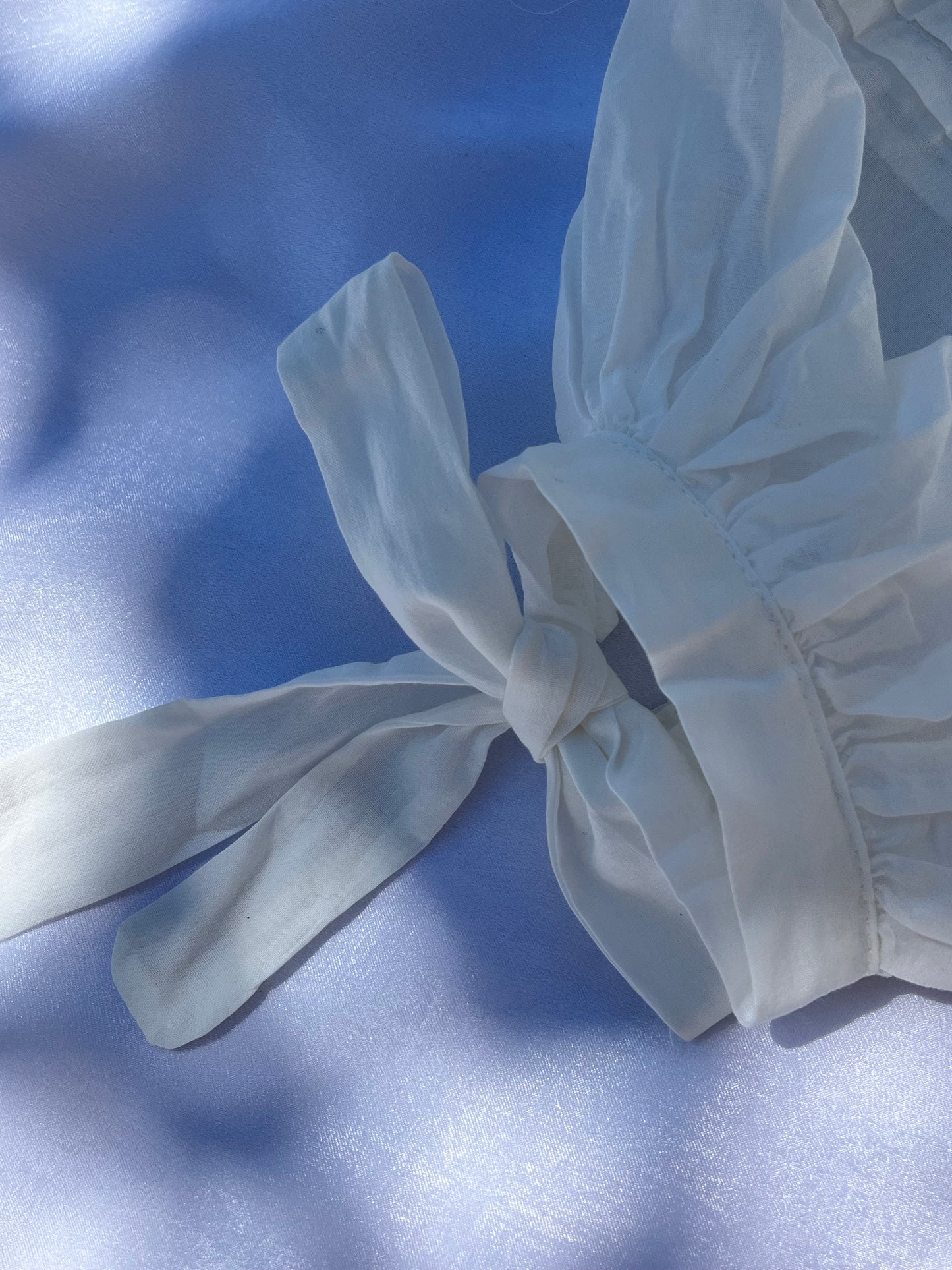 Elegantes Hemd mit Puffärmeln