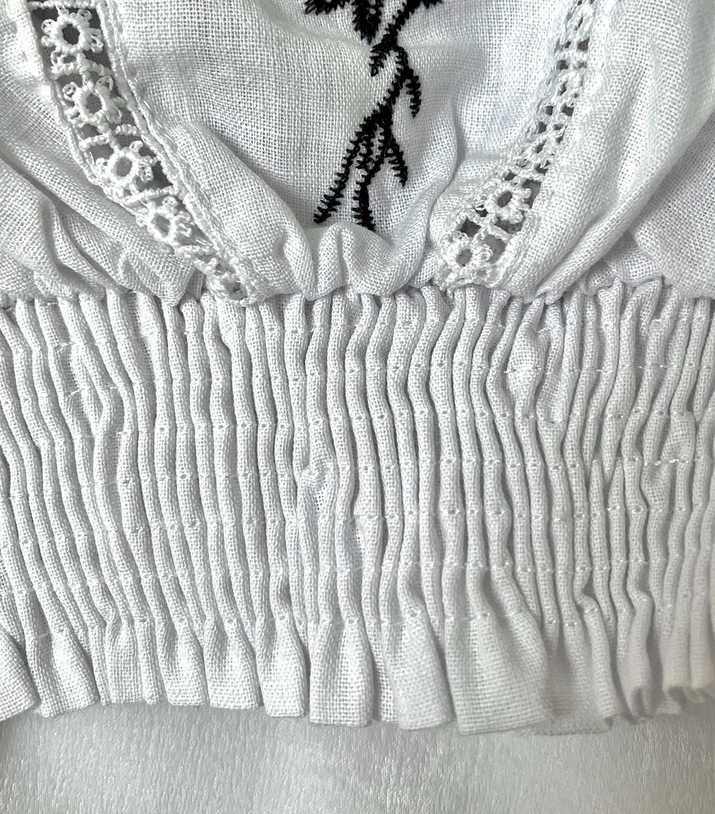 Langärmlige Bohemian-Bluse mit Stickerei