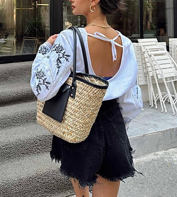 Langärmlige Bohemian-Bluse mit Stickerei
