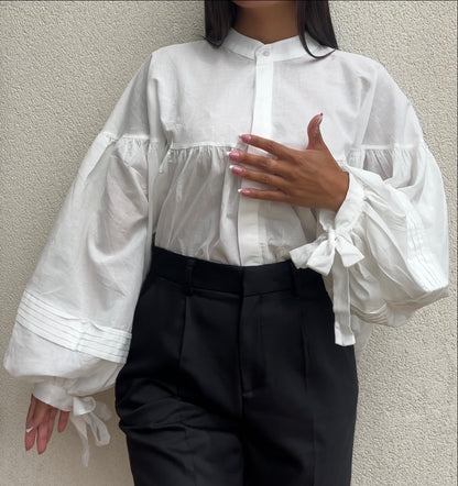 Elegantes Hemd mit Puffärmeln