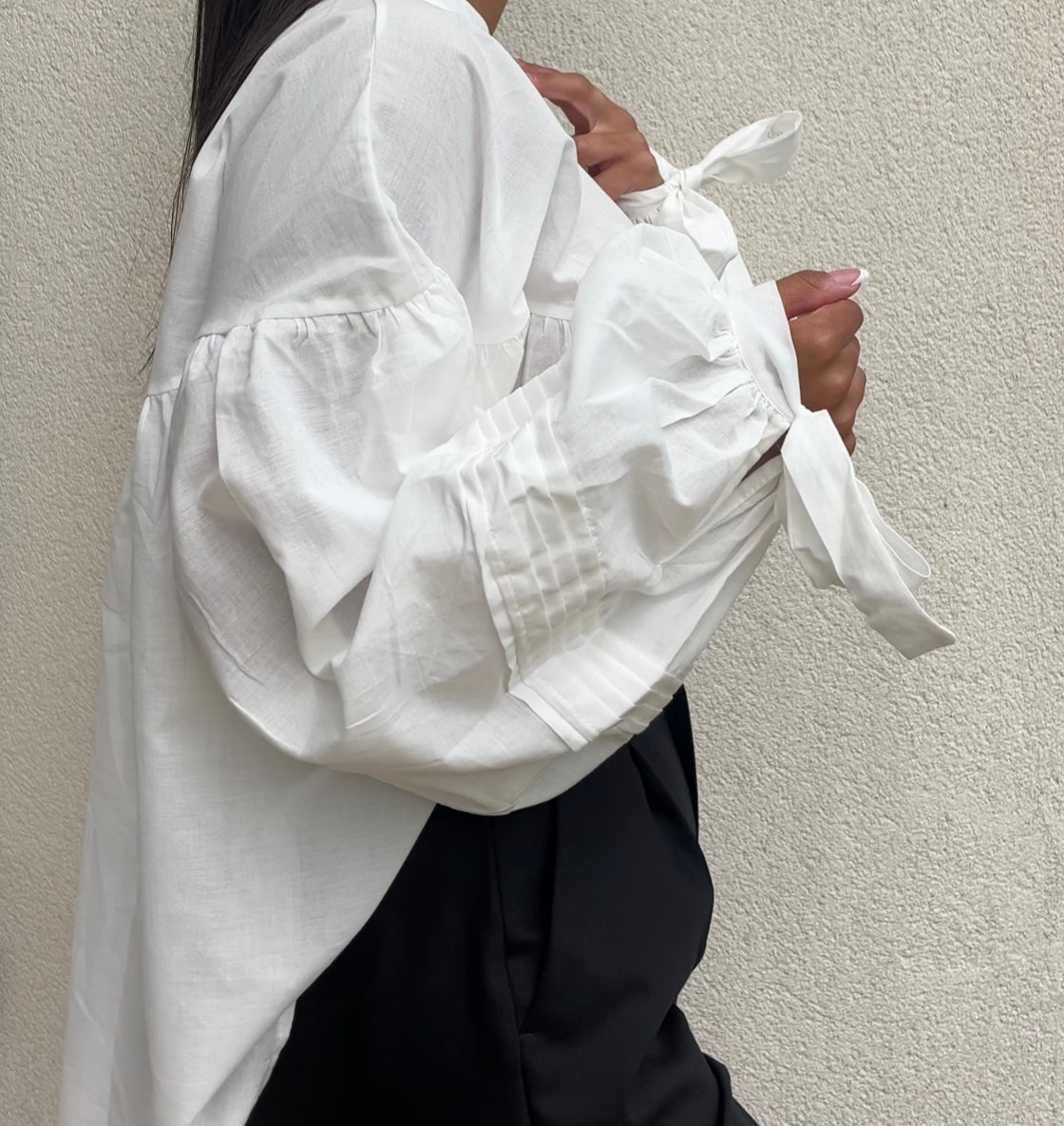 Elegantes Hemd mit Puffärmeln